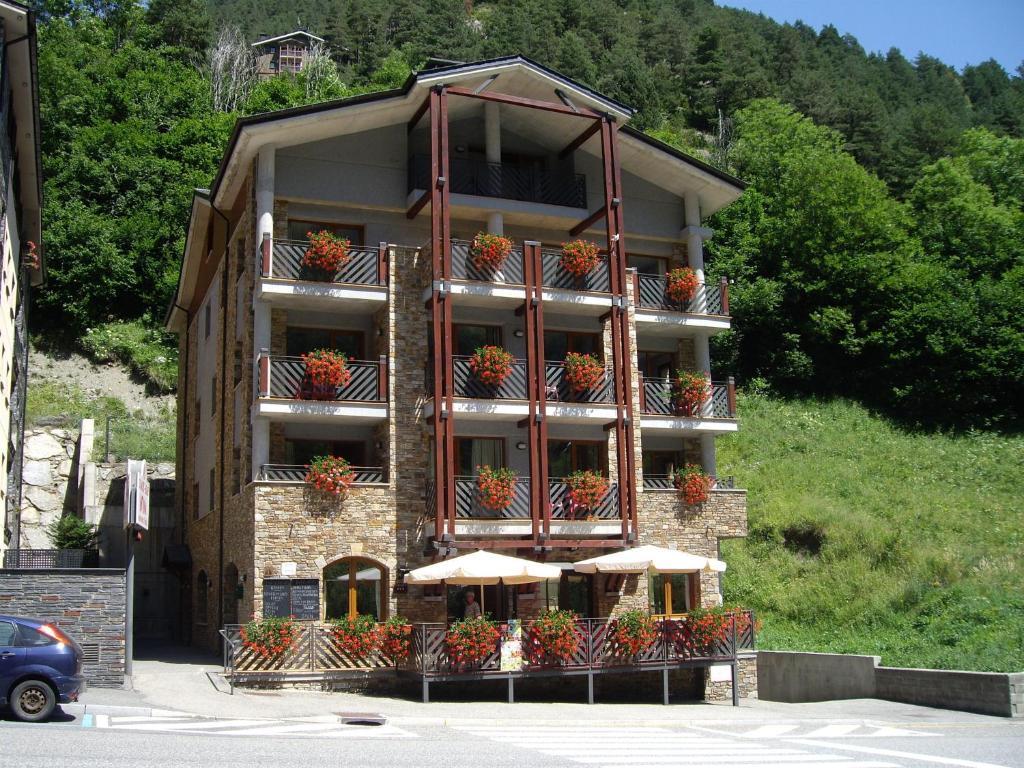 Apartamentos Sant Roma Arinsal Εξωτερικό φωτογραφία